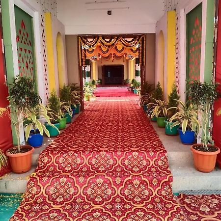 Gayatri'S Brahmapur ภายนอก รูปภาพ