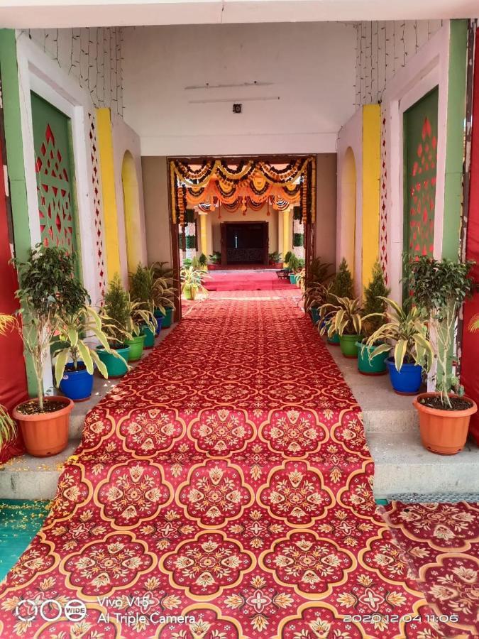 Gayatri'S Brahmapur ภายนอก รูปภาพ